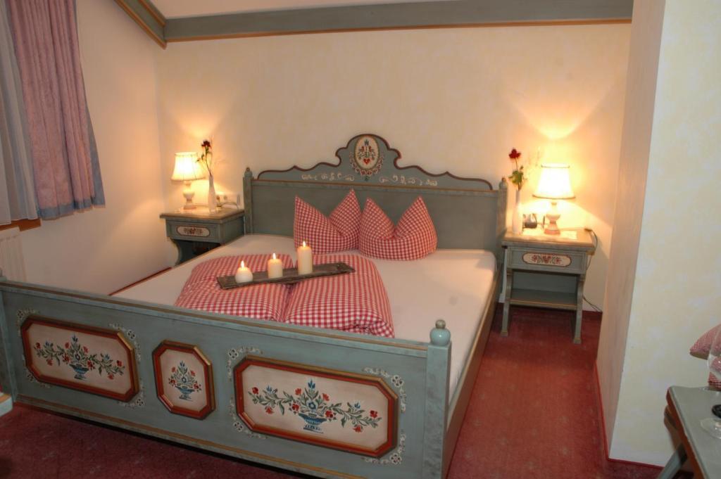 Hotel Gasthaus Schwarzenstein Ginzling Room photo